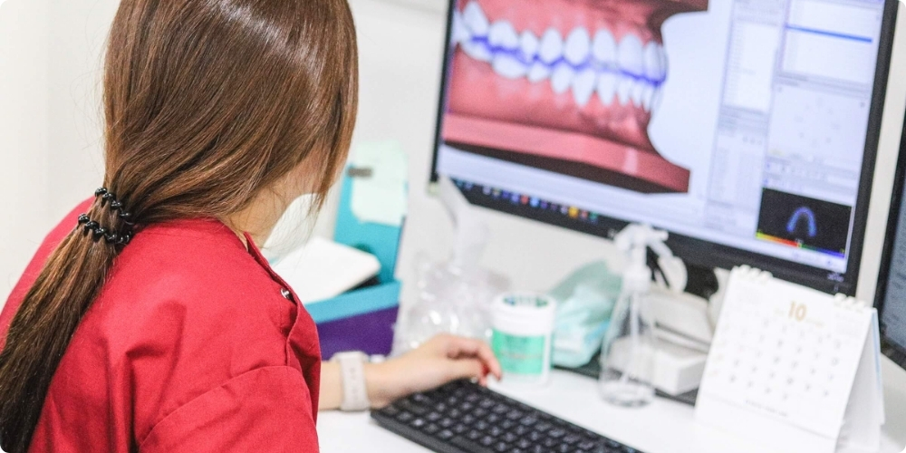 キレイライン矯正の歯科技工士