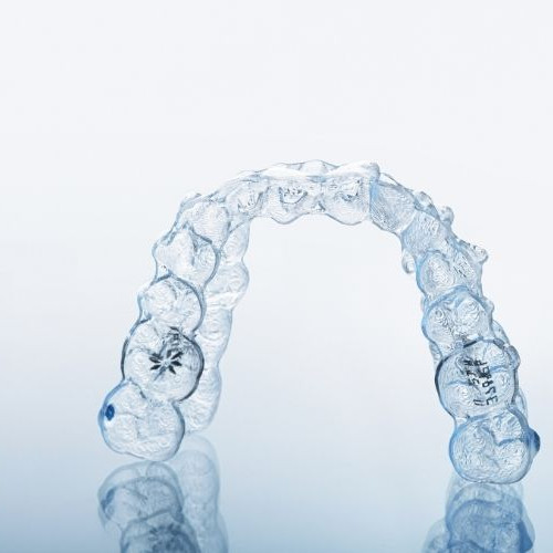 インビザラインって痛い？耐えられる？痛みの原因と対処法