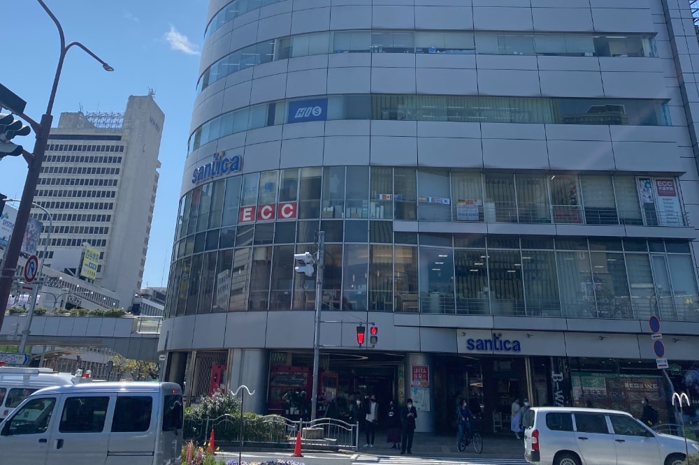 神戸三ノ宮駅前デンタル矯正歯科の外観