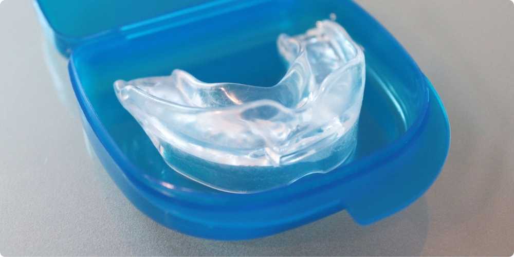 その違和感は危険信号！合わないナイトガードが招く顔立ちの異変